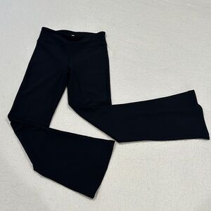 NWOT Yogalicious Girls flared leggings